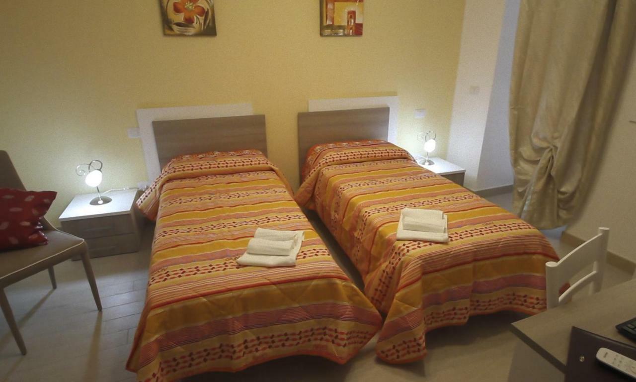 Casa Vacanze Camastra Santo Stefano di Camastra Dış mekan fotoğraf