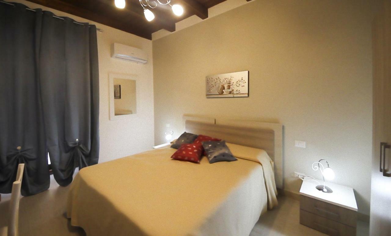 Casa Vacanze Camastra Santo Stefano di Camastra Dış mekan fotoğraf